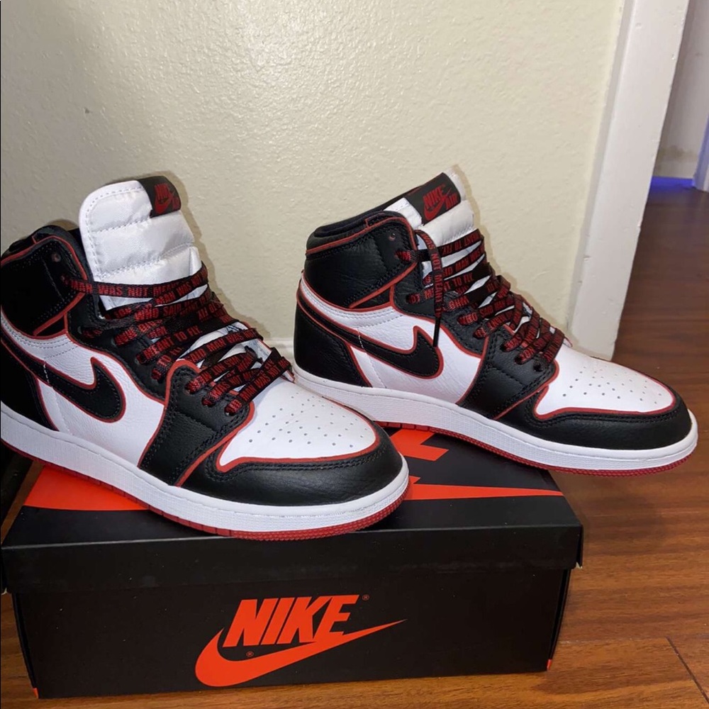 Jordan 1 Retro high bloodline